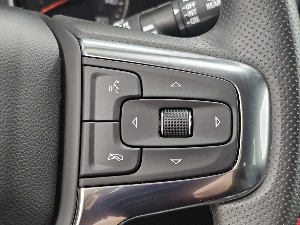 Used 2026 Chevrolet Blazer LT w/ Convenience Package FWD image 37