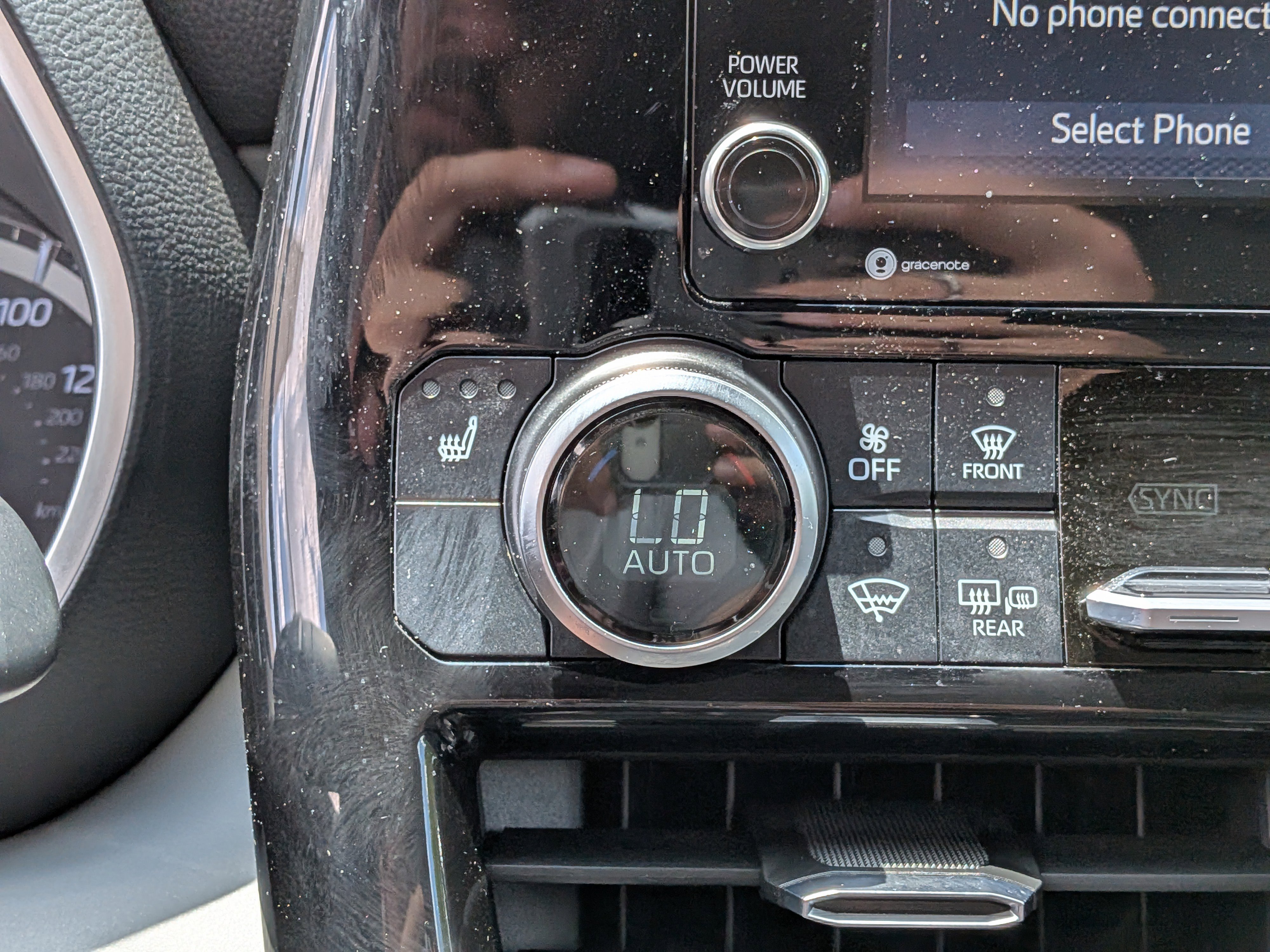 Used 2020 Toyota Highlander XLE AWD/4WD image 33