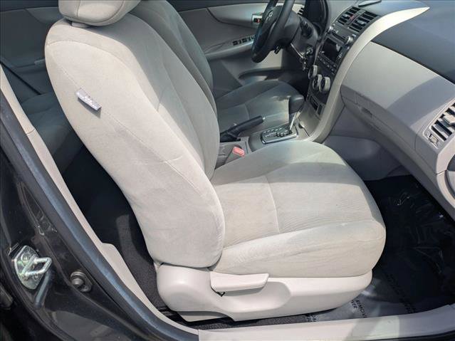 Used 2011 Toyota Corolla LE FWD image 18