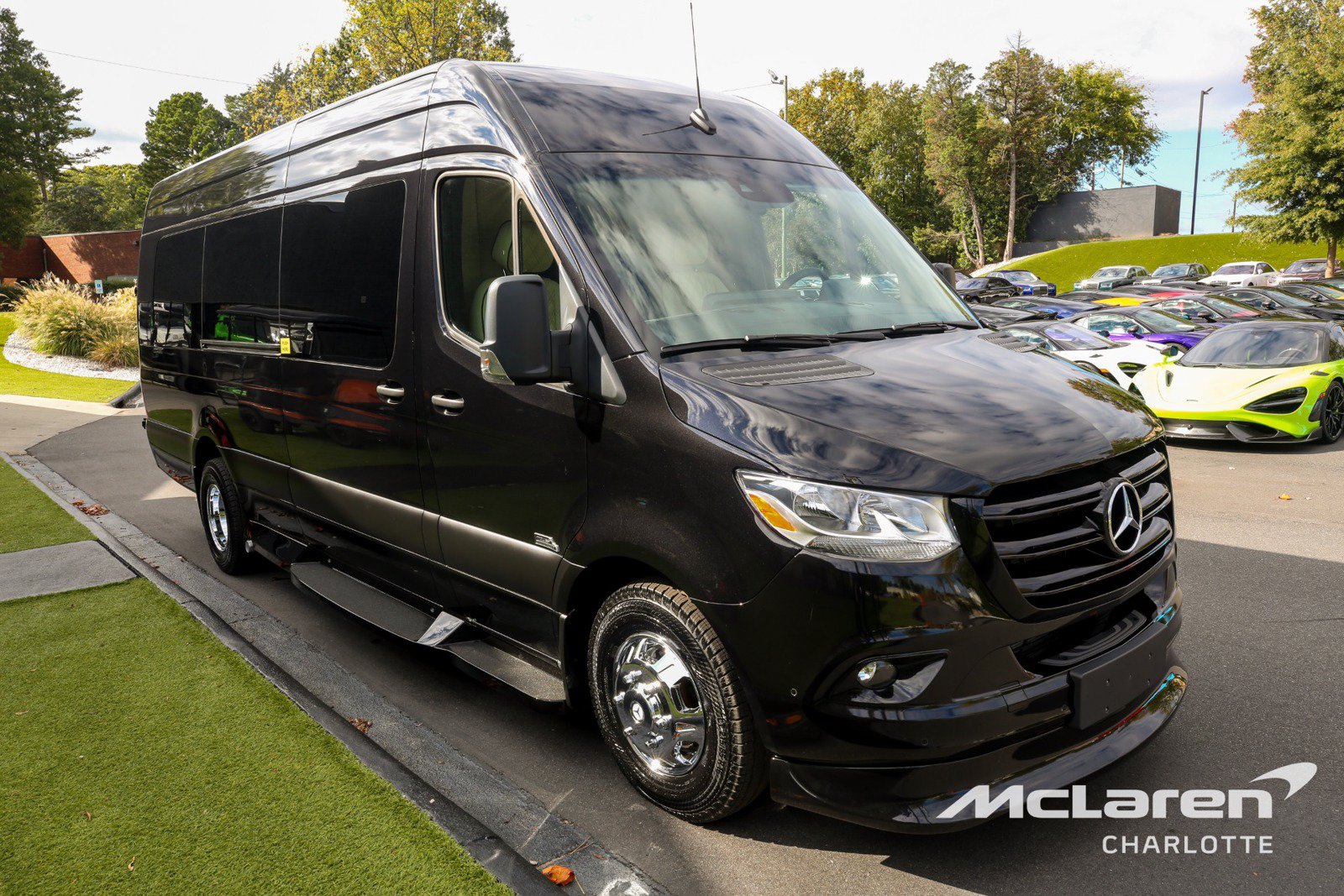 Used 2023 Mercedes-Benz Sprinter 3500 image 7