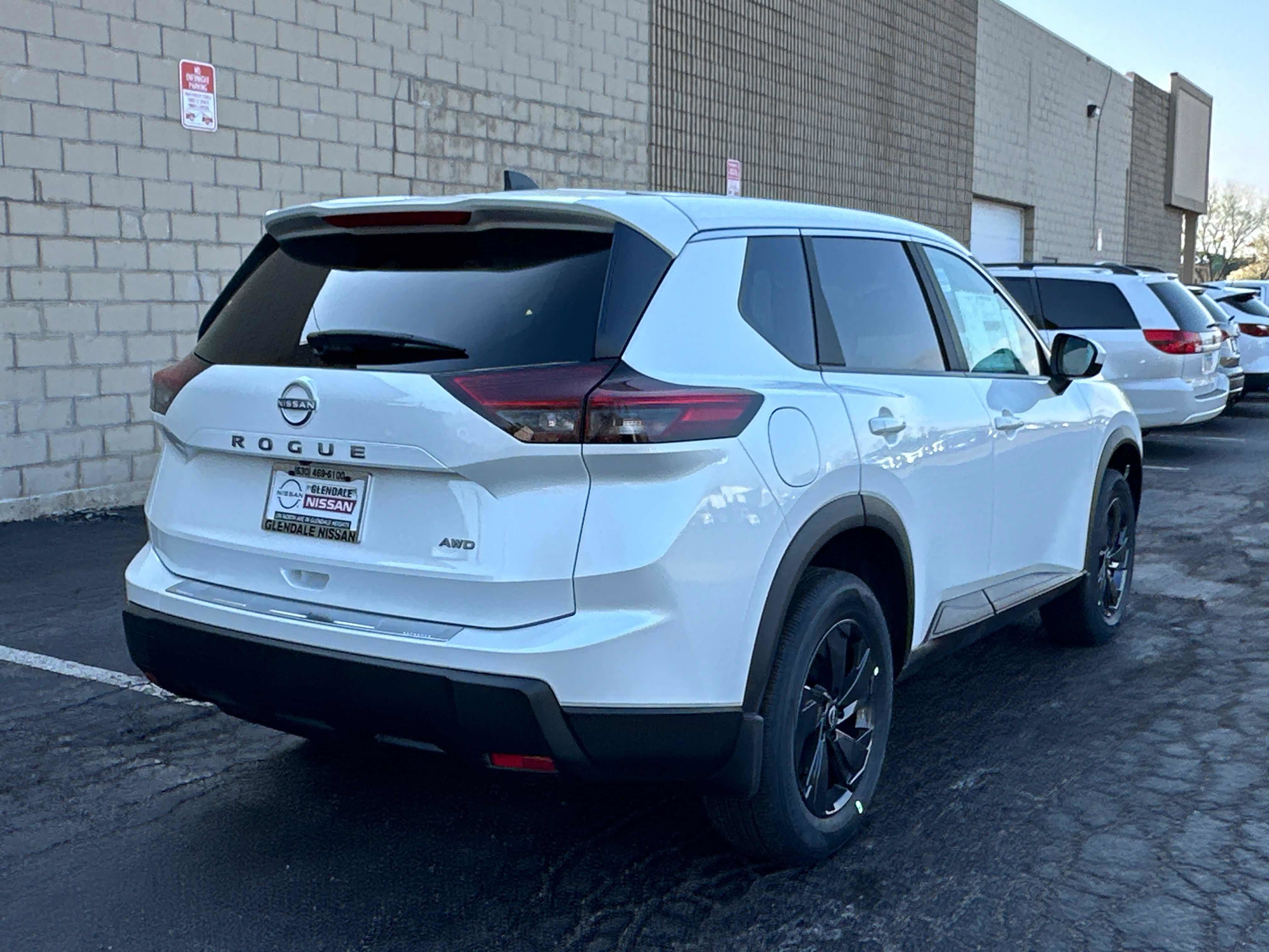 New 2026 Nissan Rogue SV AWD/4WD image 4
