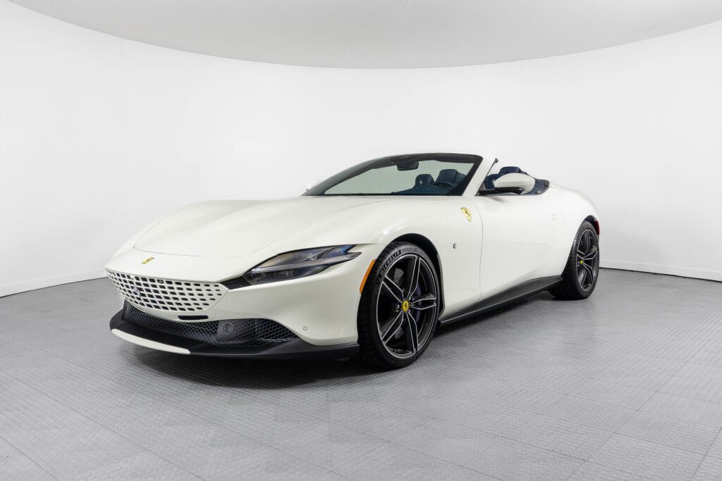 Certified 2024 Ferrari Roma Spider RWD image 16