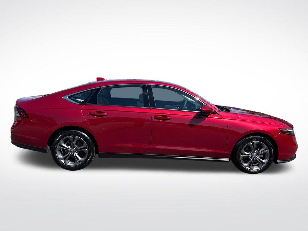 Certified 2023 Honda Accord EX image 6