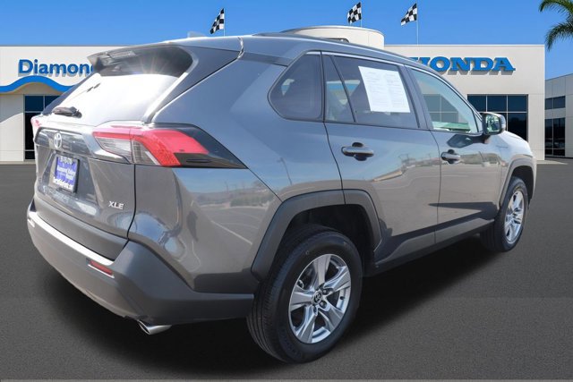 Used 2025 Toyota RAV4 XLE image 8