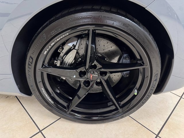 Used 2025 Chevrolet Corvette E-Ray w/ ZER Performance Package image 27