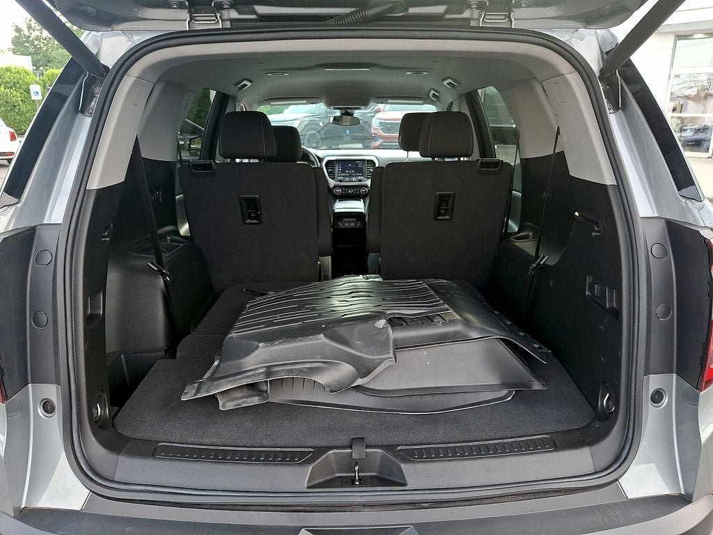 Used 2023 GMC Acadia SLE w/ Driver Convenience Package FWD image 28