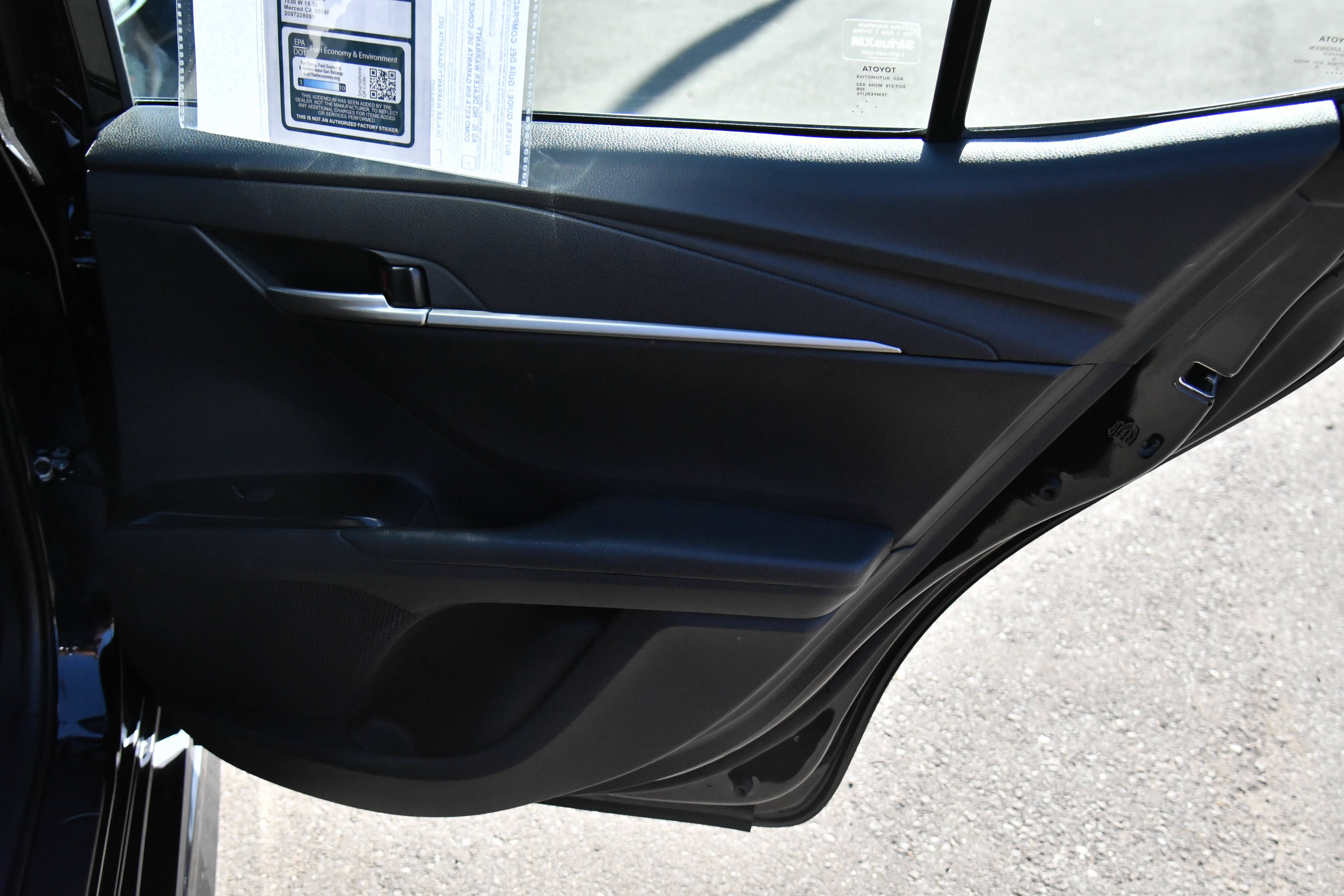Used 2025 Toyota Camry SE FWD image 41
