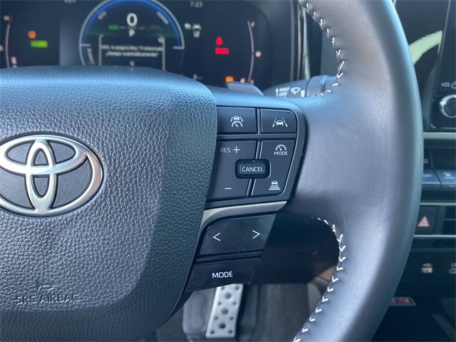Used 2025 Toyota Camry XSE image 24