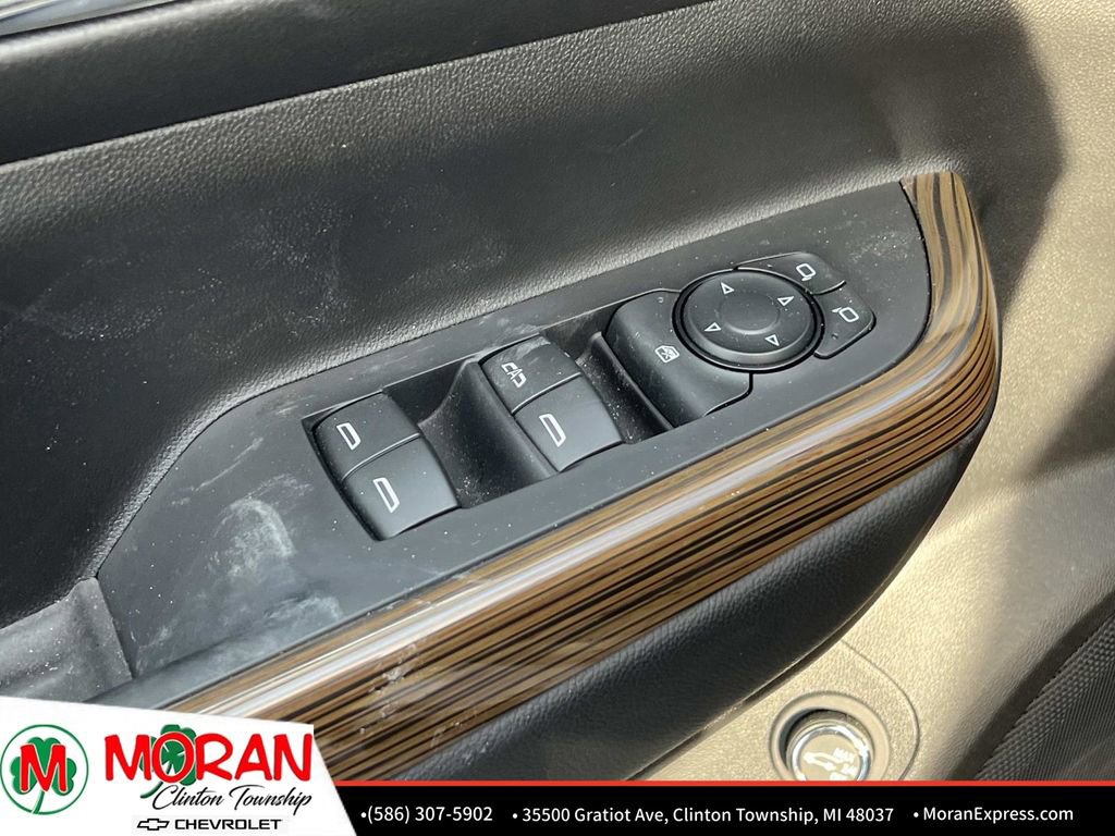 Certified 2023 GMC Acadia SLE w/ Driver Convenience Package image 15