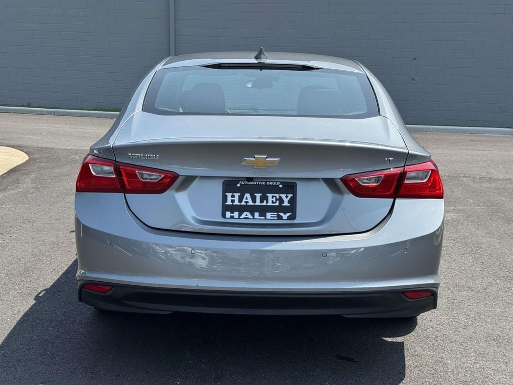 Used 2024 Chevrolet Malibu LT FWD image 22