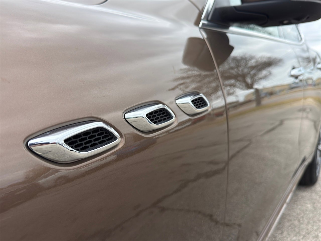 Used 2020 Maserati Levante S GranSport image 6