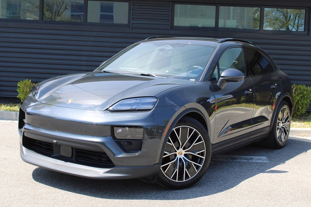 New 2024 Porsche Macan 4 Electric image 1