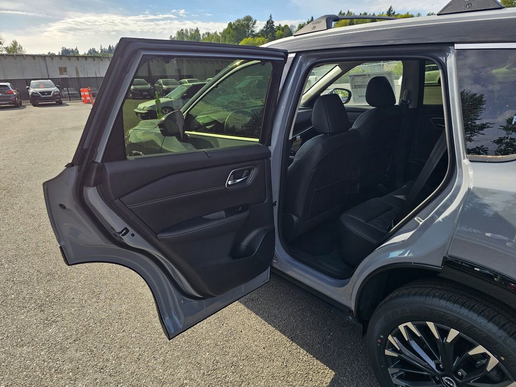 New 2026 Nissan Rogue Platinum w/ Platinum Premium Package AWD/4WD image 20