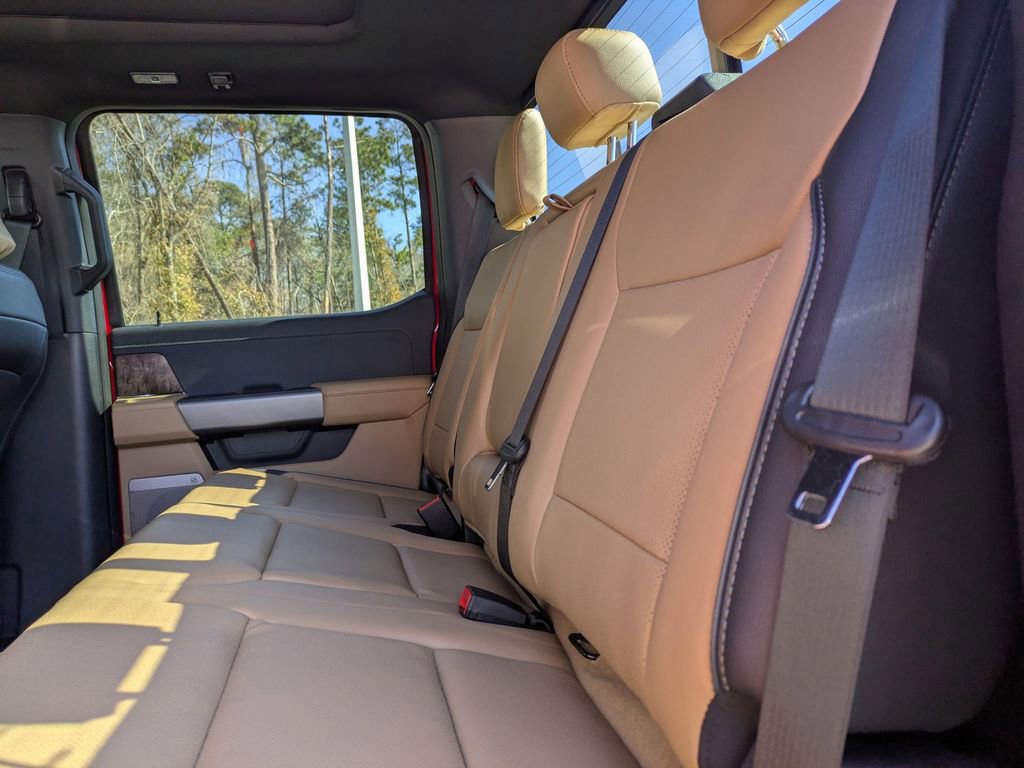 New 2026 Ford F250 Lariat w/ Black Appearance Package image 16