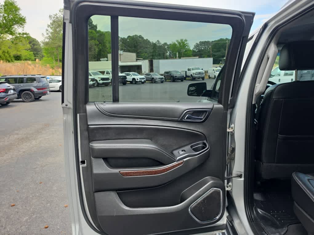 Used 2020 GMC Yukon XL SLT AWD/4WD image 31