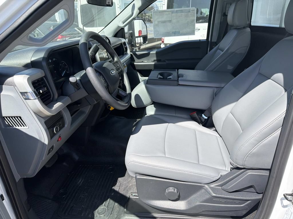 New 2026 Ford F350 XL w/ XL Chrome Package RWD image 18