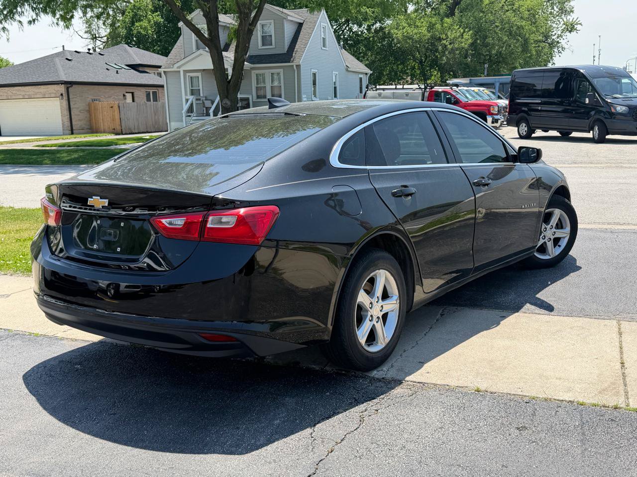 Used 2019 Chevrolet Malibu LS w/ LPO, Convenience Package 2 FWD image 4