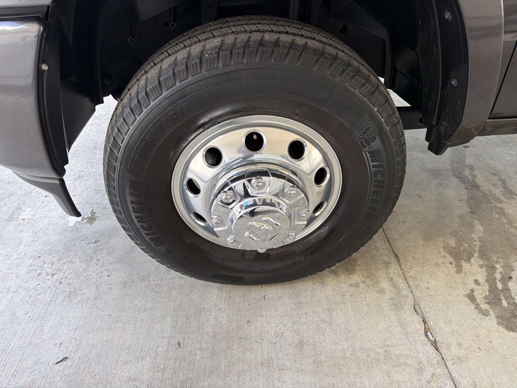 Used 2022 RAM 3500 Laramie AWD/4WD image 13