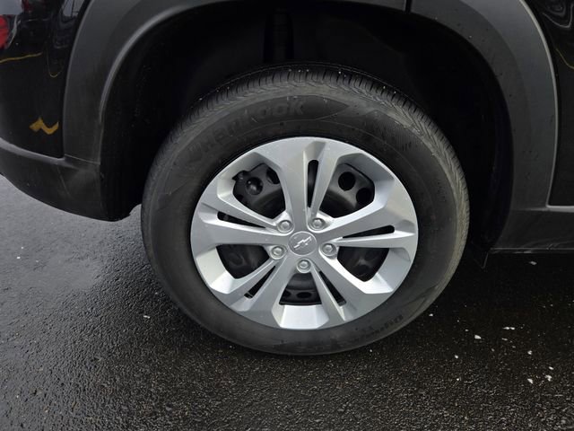 Certified 2024 Chevrolet Trax LS image 9
