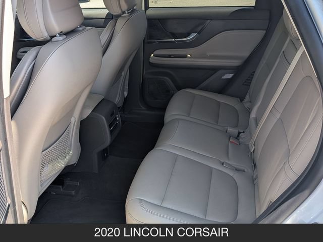 Used 2020 Lincoln Corsair AWD w/ Premium Package image 16
