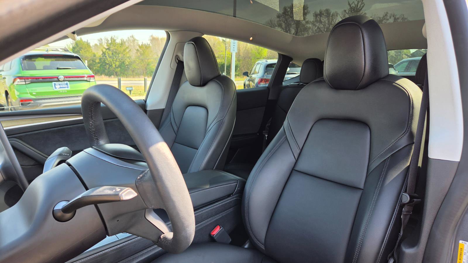 Used 2023 Tesla Model Y Long Range image 33