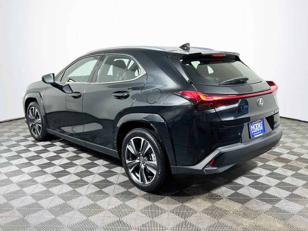 Used 2025 Lexus UX 300h AWD w/ Cold Area Package image 5