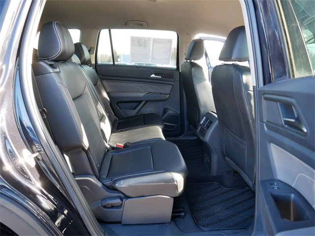 Used 2022 Volkswagen Atlas SE w/ Black Wheel Package image 19