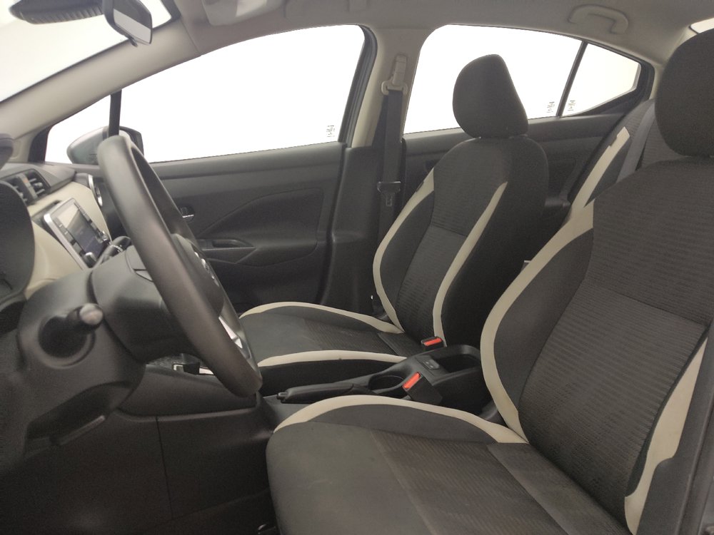 Used 2021 Nissan Versa SV FWD image 17
