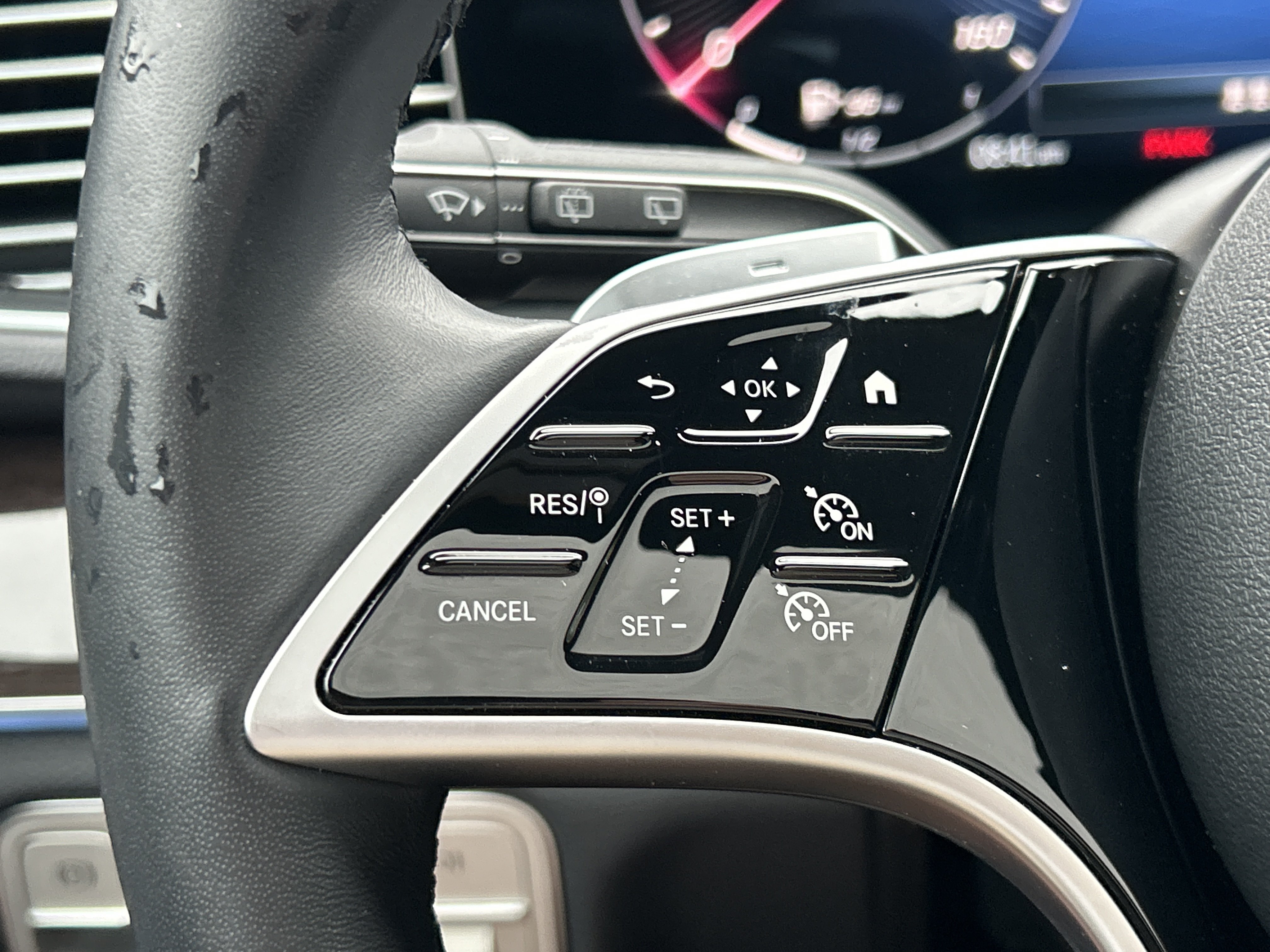 Certified 2025 Mercedes-Benz GLE 350 4MATIC image 27