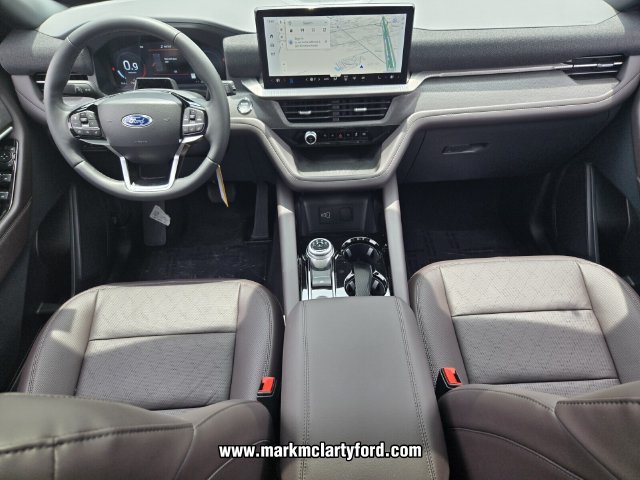 New 2026 Ford Explorer Platinum RWD image 10