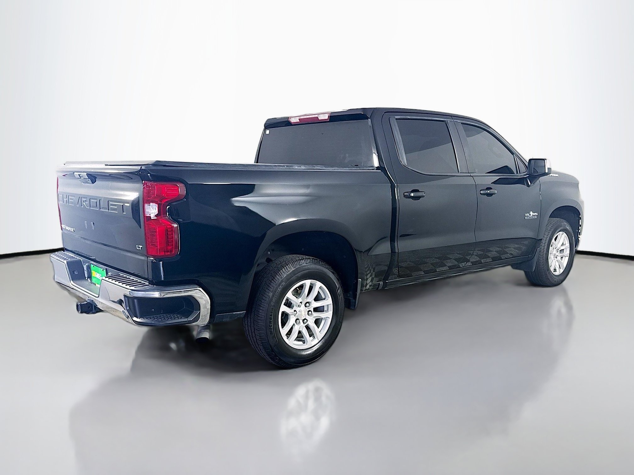 Used 2021 Chevrolet Silverado 1500 LT w/ Bed Protection Package RWD image 10