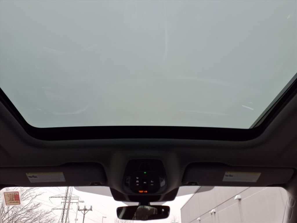 Used 2025 Audi Q5 Premium Plus w/ Premium Plus image 24