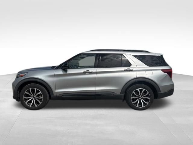 Used 2020 Ford Explorer ST w/ Premium Technology Package AWD/4WD image 6