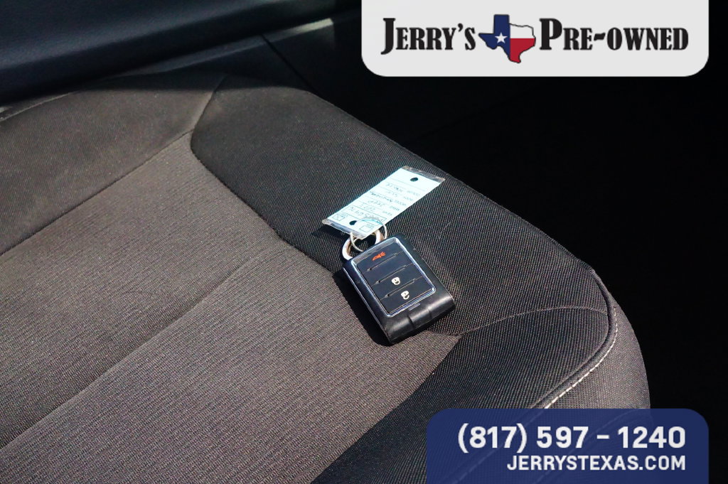 Used 2023 Jeep Grand Cherokee L Laredo RWD image 25