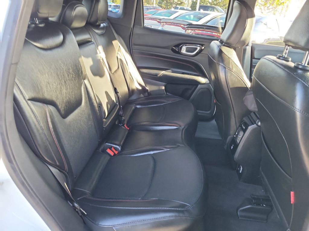 Used 2023 Jeep Compass Trailhawk w/ Trailhawk Elite Group image 21