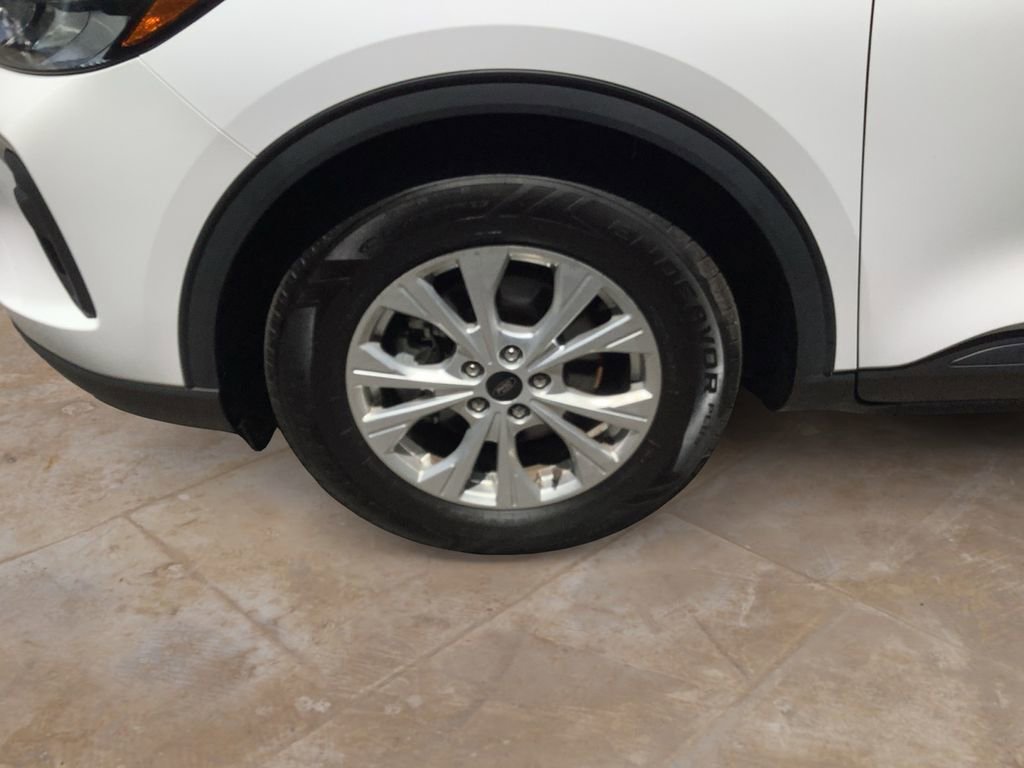 Used 2023 Ford Escape Active image 14