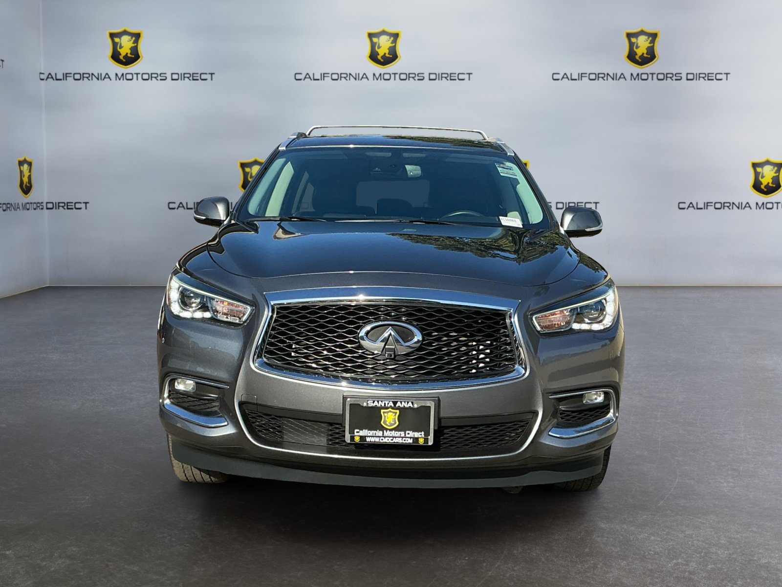 Used 2019 INFINITI QX60 Luxe w/ Essential Package image 2