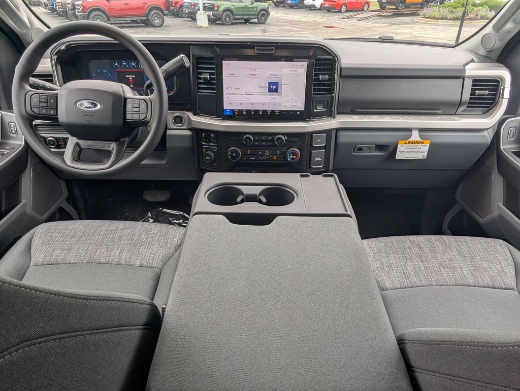 New 2026 Ford F250 XLT w/ XLT Premium Package AWD/4WD image 13