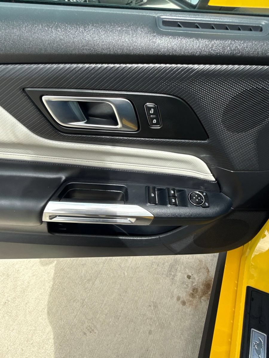 Used 2024 Ford Mustang Premium RWD image 9