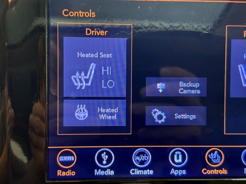 Used 2019 Jeep Grand Cherokee Limited w/ Trailer Tow Group IV AWD/4WD image 18