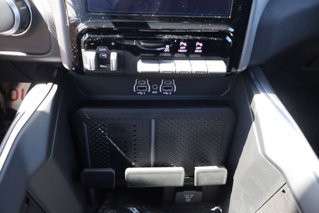 New 2026 RAM 1500 4x4 Crew Cab image 24