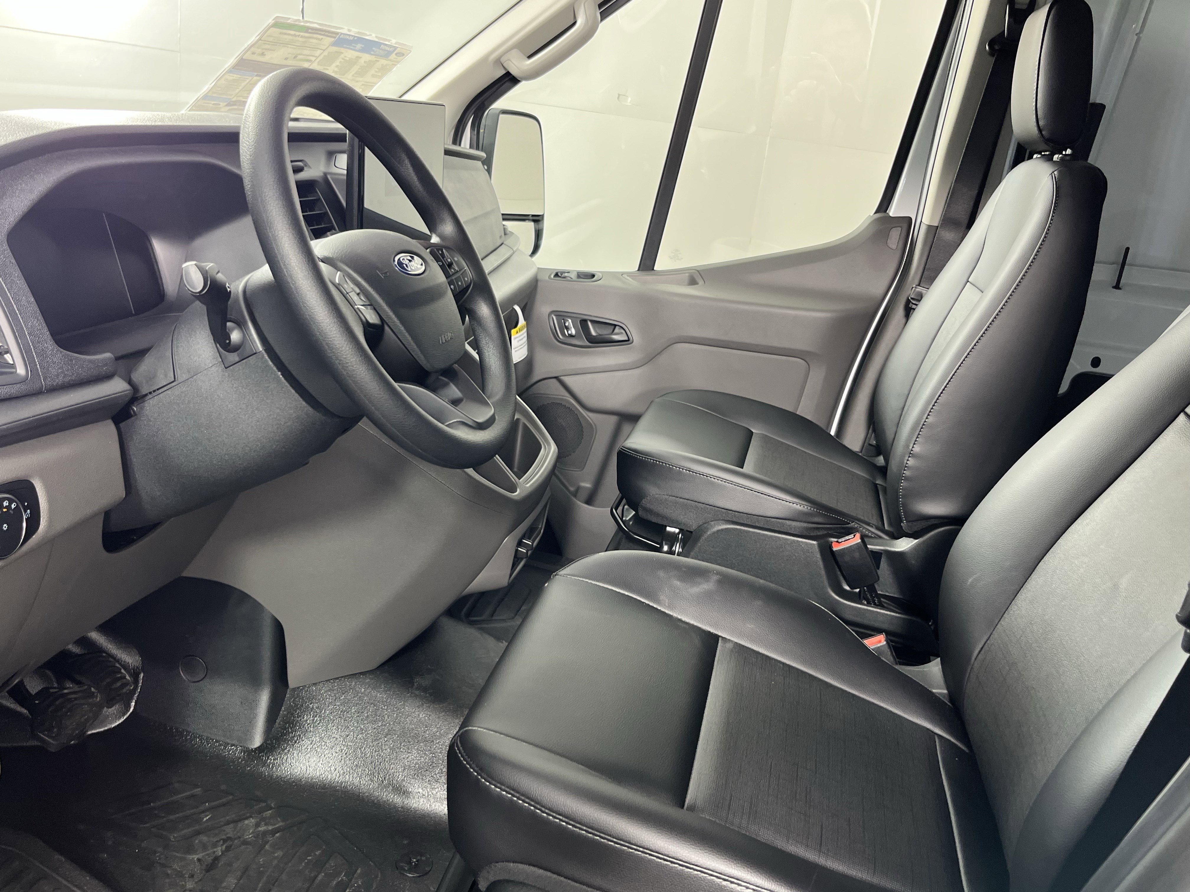 New 2026 Ford Transit 250 148 Medium Roof Extended AWD image 9