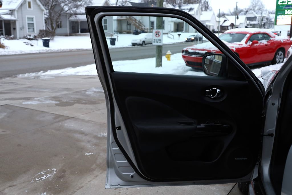 Used 2015 Nissan Juke NISMO RS image 10