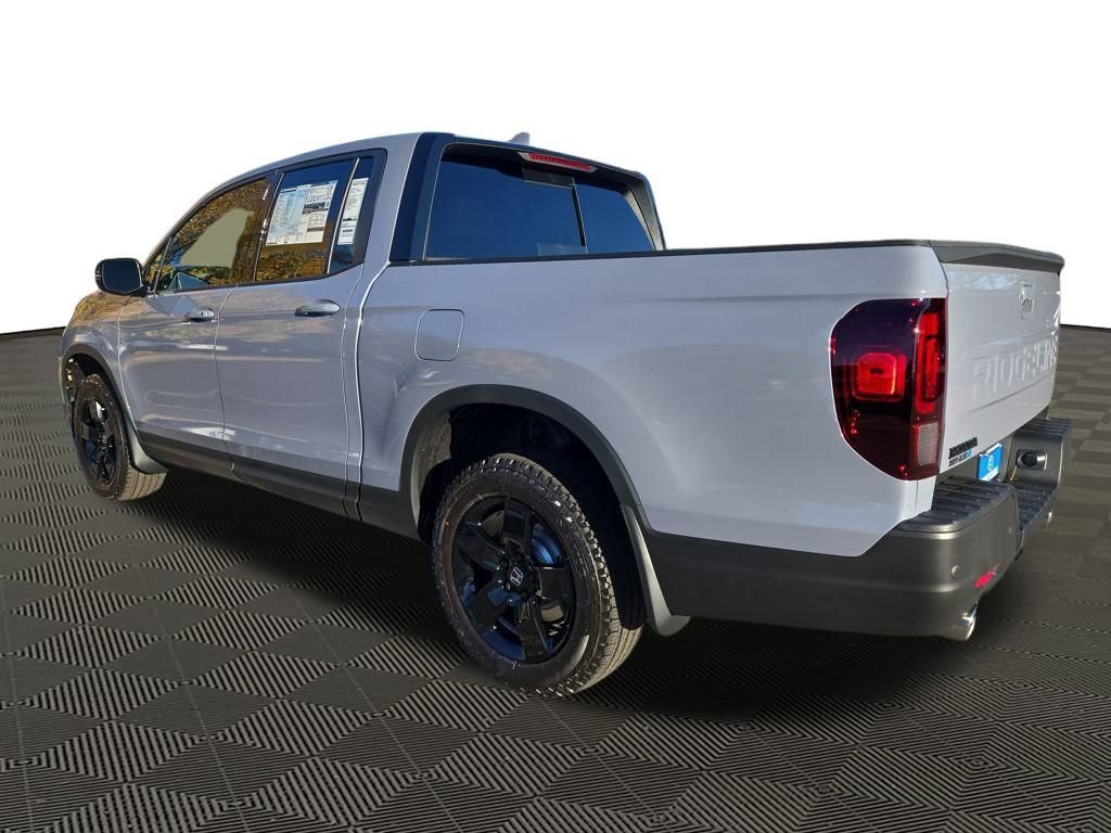 New 2026 Honda Ridgeline Black Edition image 4