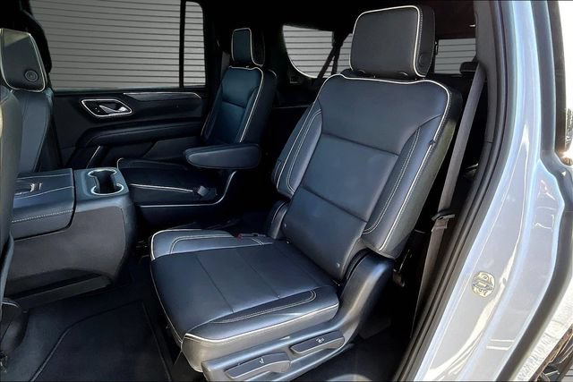 Used 2023 GMC Yukon XL SLT w/ SLT Premium Package AWD/4WD image 22