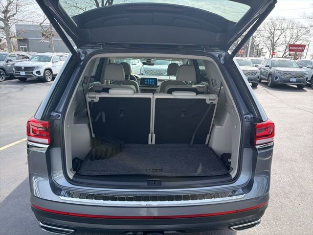 Certified 2024 Volkswagen Atlas SE w/ Panoramic Sunroof Package image 26
