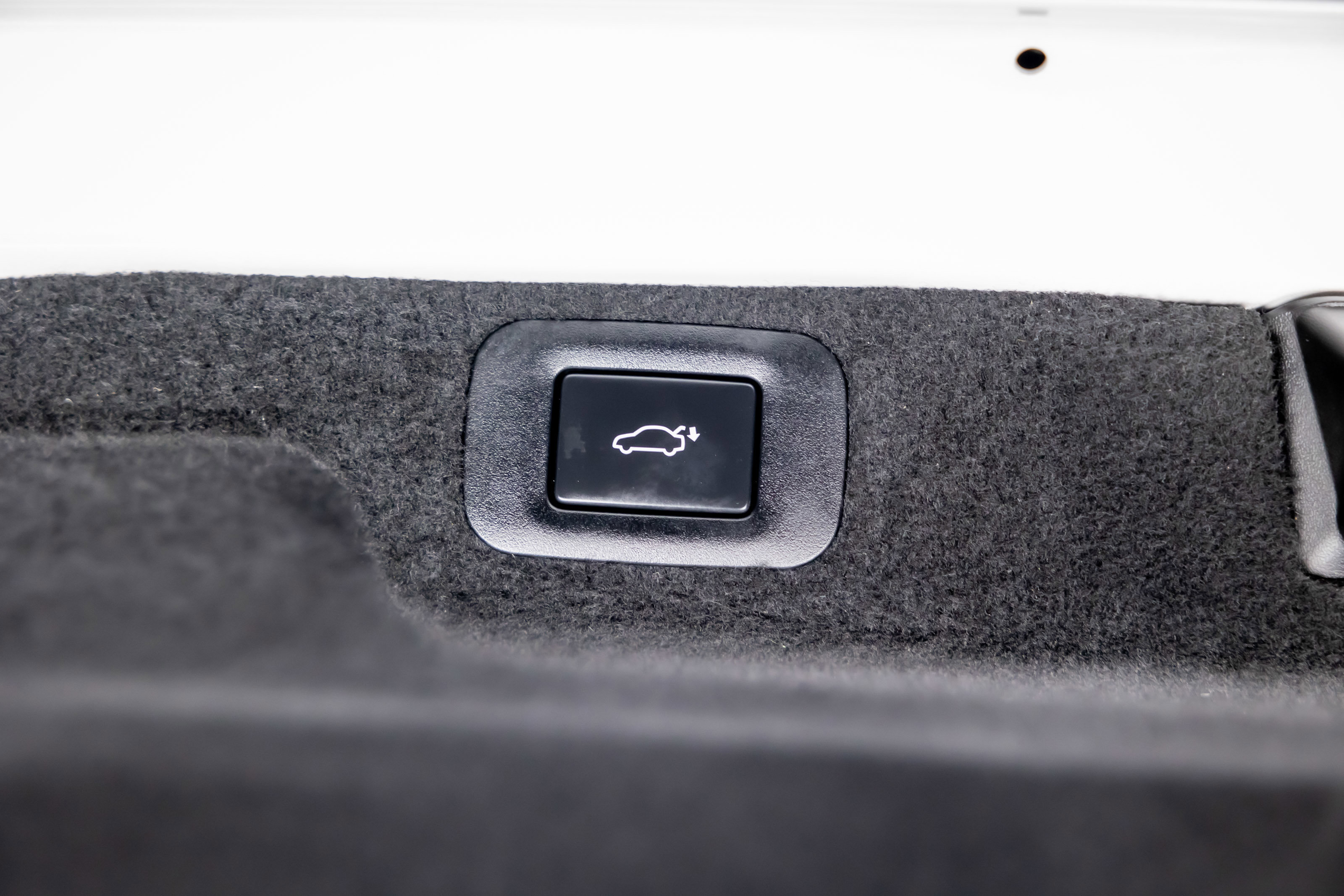 Used 2021 Lexus LS 500 w/ Accessory Package (Z2) RWD image 39