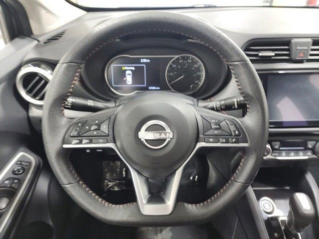 Used 2024 Nissan Versa SR image 24