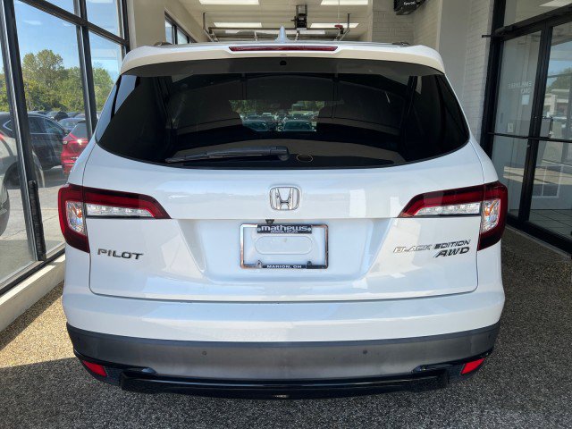 Used 2021 Honda Pilot Black Edition image 3