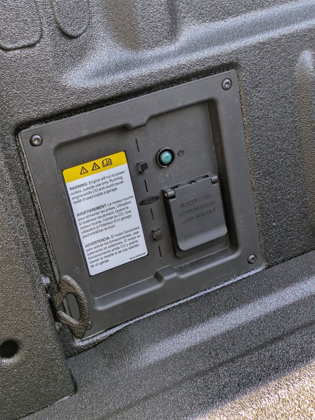 New 2025 Ford F150 Lariat w/ Equipment Group 501A Mid image 13